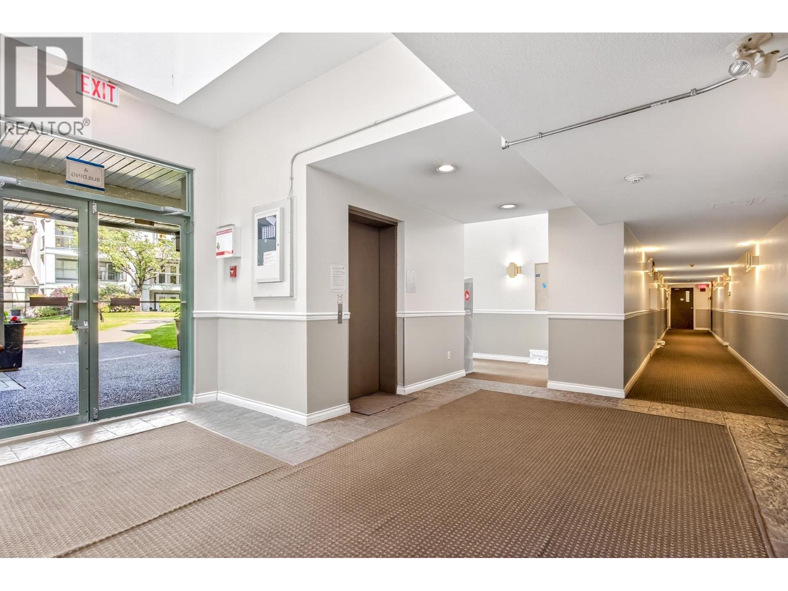 306a 7025 Stride Avenue, Burnaby, British Columbia  V3N 4Y1 - Photo 2 - R3130716