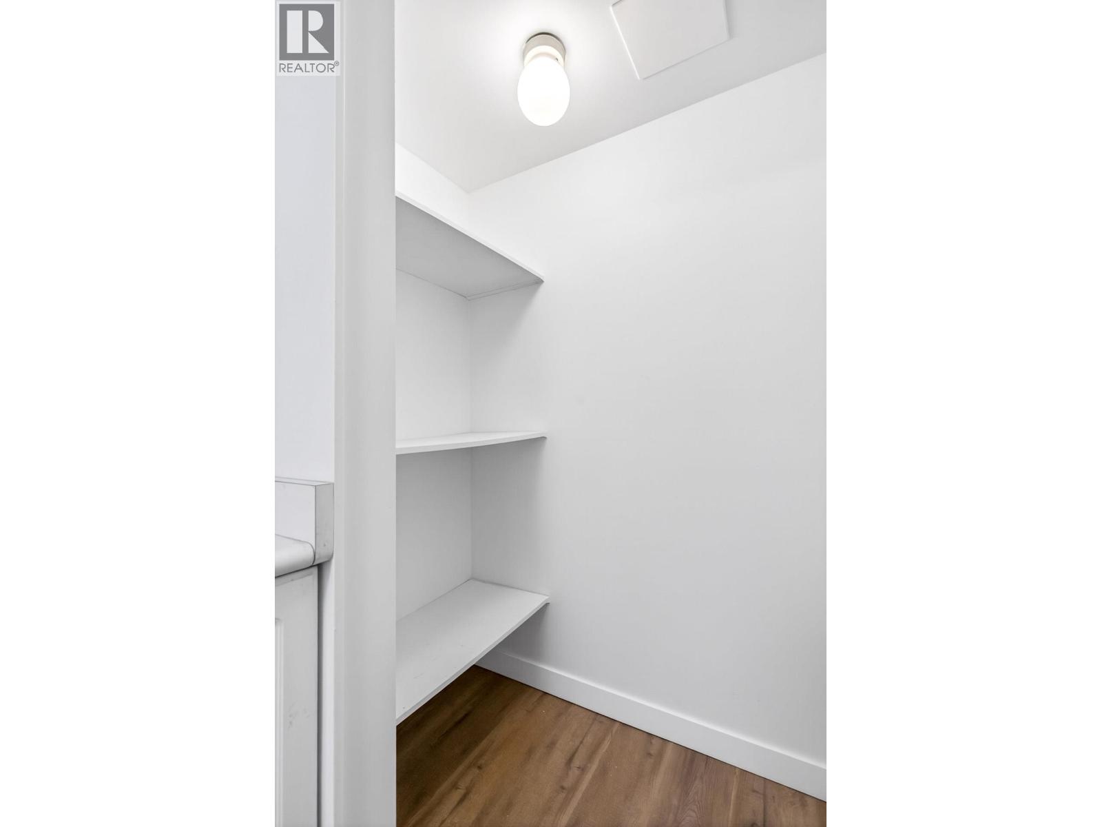 306a 7025 Stride Avenue, Burnaby, British Columbia  V3N 4Y1 - Photo 8 - R3130716