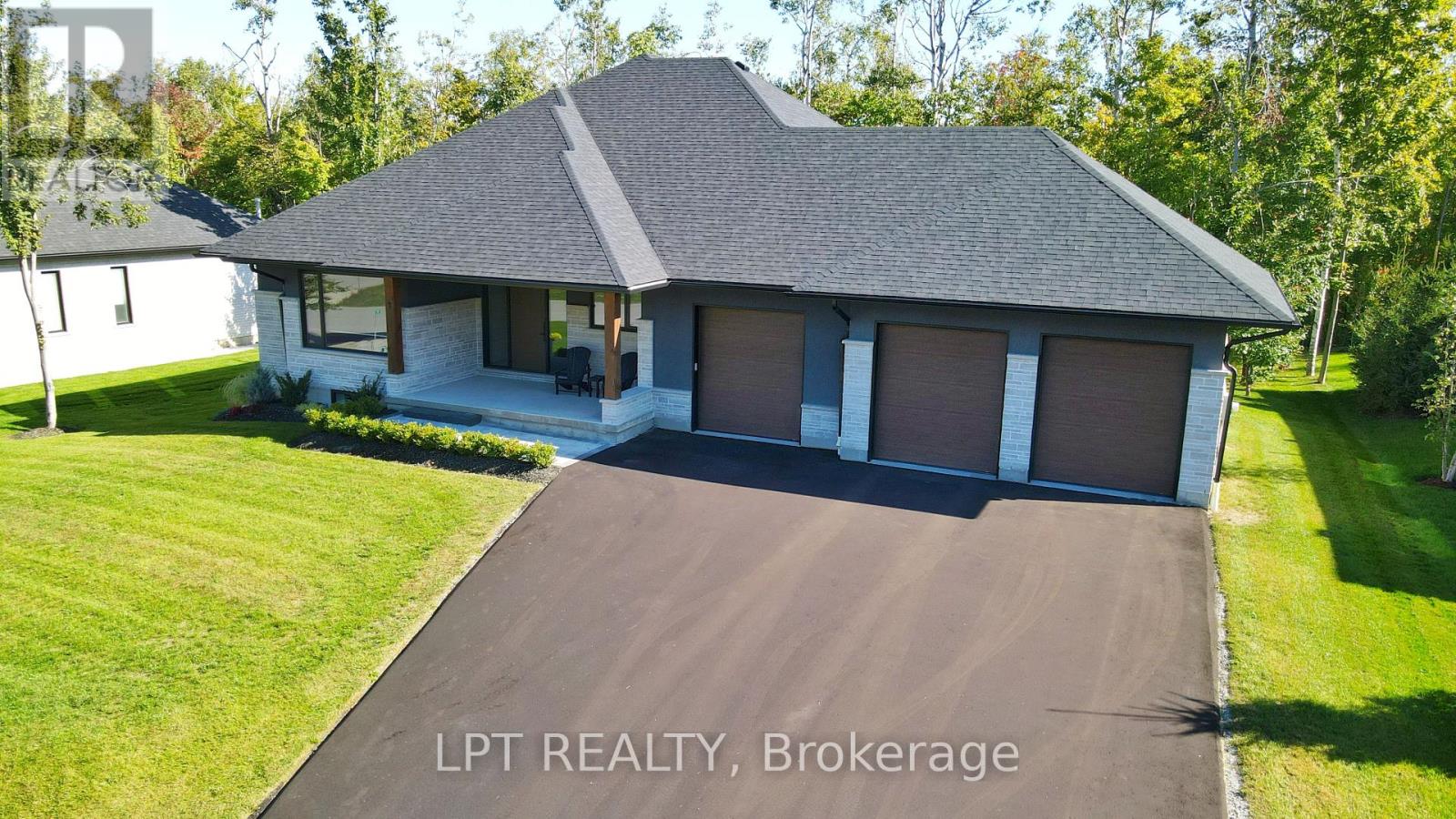 15 BYERS STREET, Springwater, Ontario