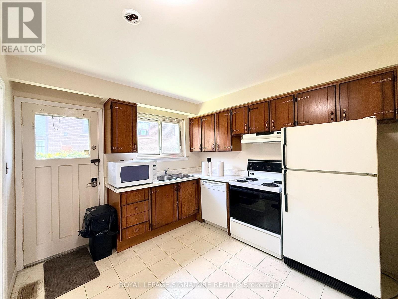 77 Porterfield Road, Toronto, Ontario  M9W 3J7 - Photo 6 - W13225752