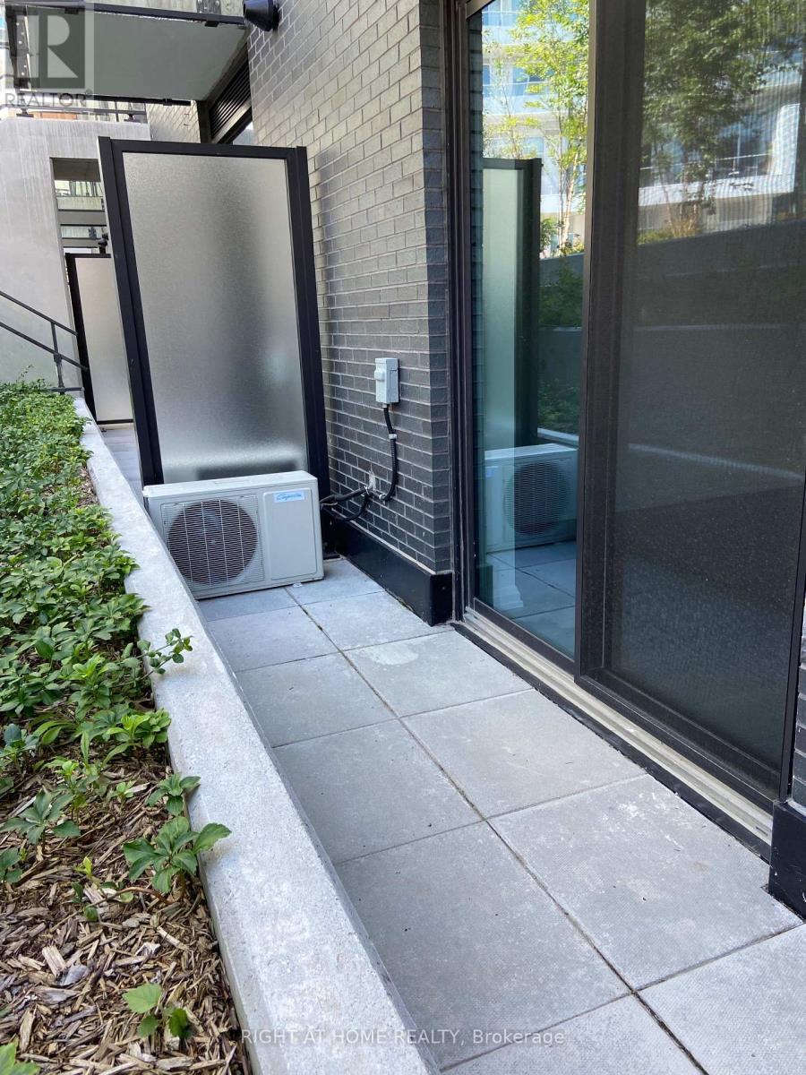 Th 17 - 15 Brin Drive, Toronto, Ontario  M8X 0B4 - Photo 14 - W13225754