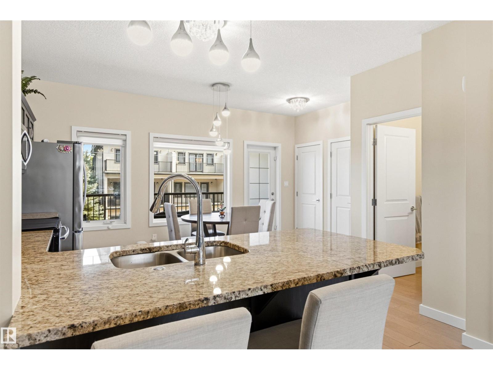 5835 Mullen Pl Nw, Edmonton, Alberta  T6R 0T5 - Photo 15 - E4489972