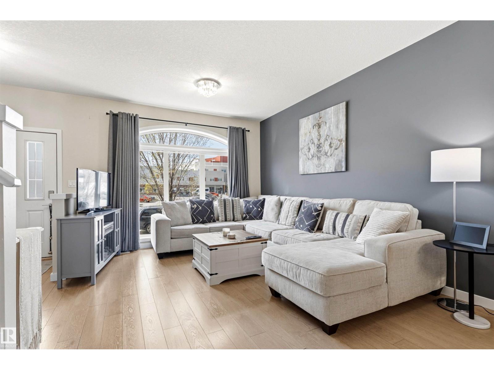 5835 Mullen Pl Nw, Edmonton, Alberta  T6R 0T5 - Photo 9 - E4489972