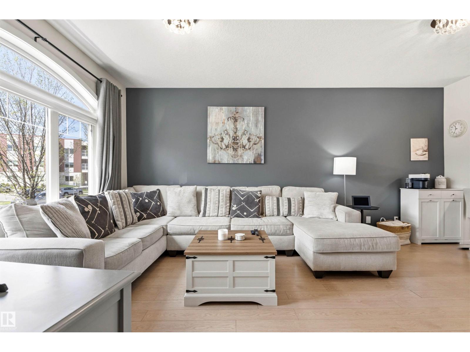 5835 Mullen Pl Nw, Edmonton, Alberta  T6R 0T5 - Photo 8 - E4489972