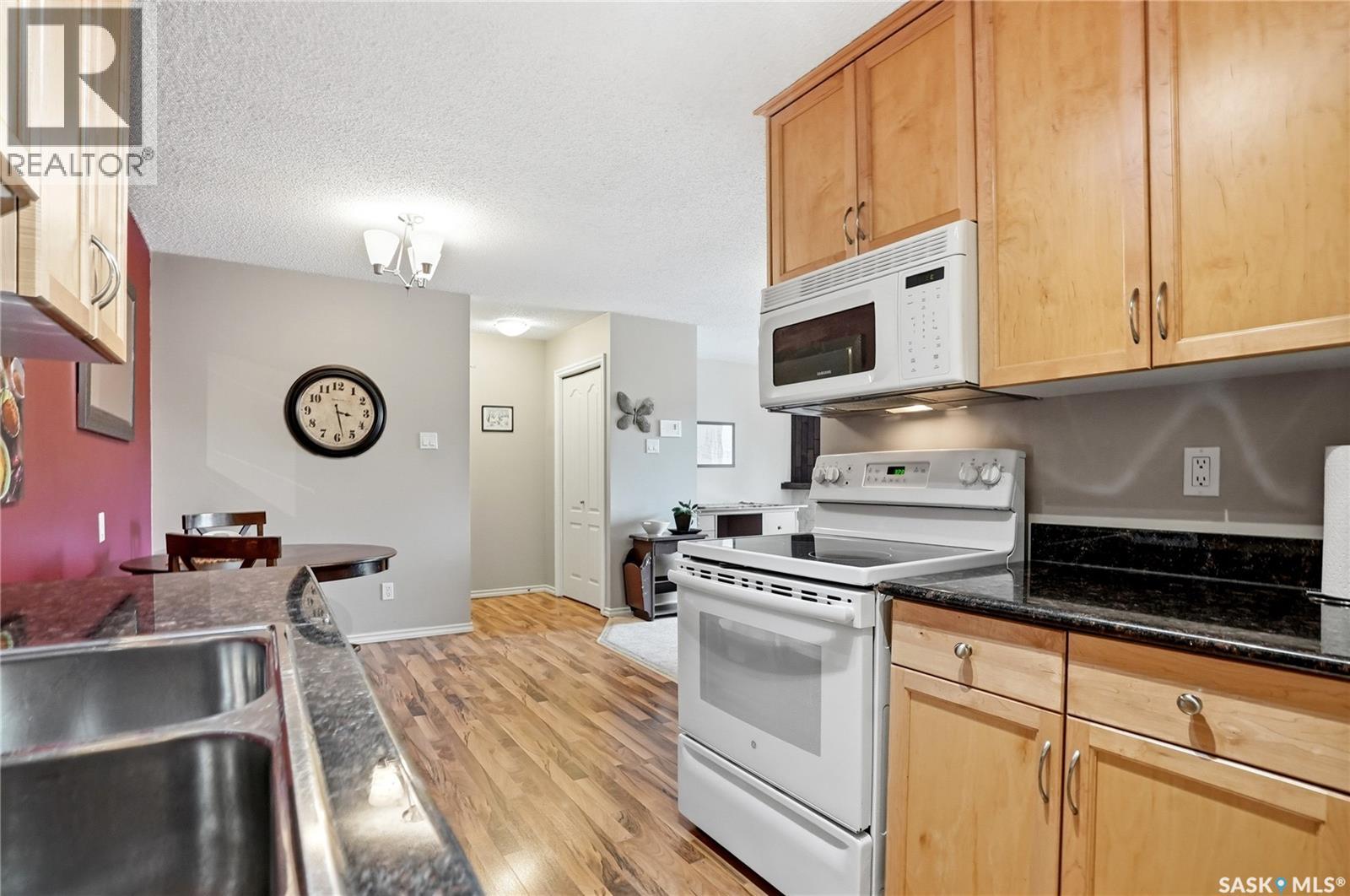 201d2 1121 Mckercher Drive, Saskatoon, Saskatchewan  S7H 5B8 - Photo 13 - SK037831