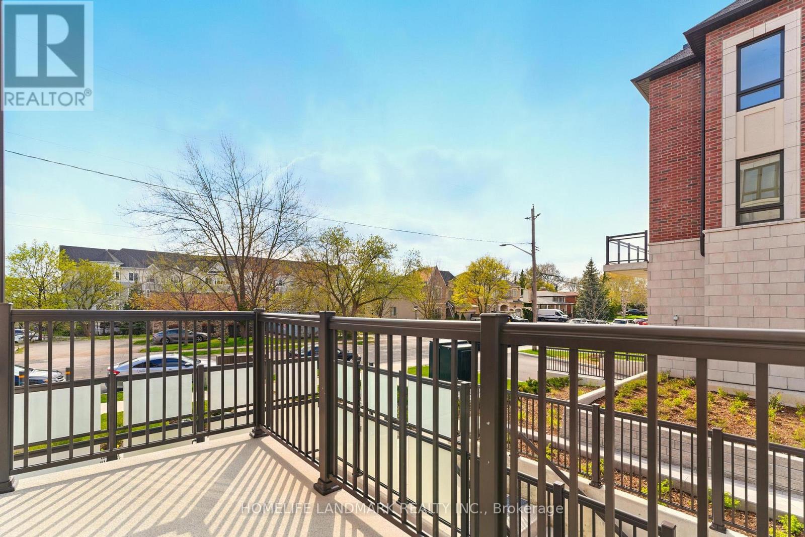 2 - 4015 Hickory Drive, Mississauga, Ontario  L4W 1L1 - Photo 20 - W13057820