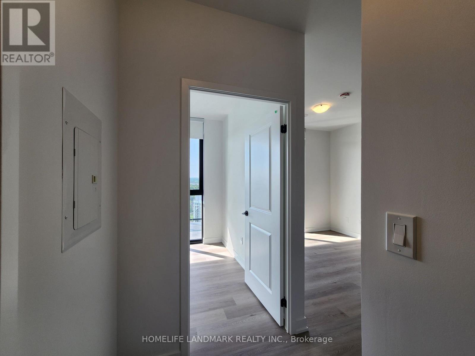 2201 - 2075 Lakeshore Road, Burlington, Ontario  L7R 0H3 - Photo 28 - W13224852