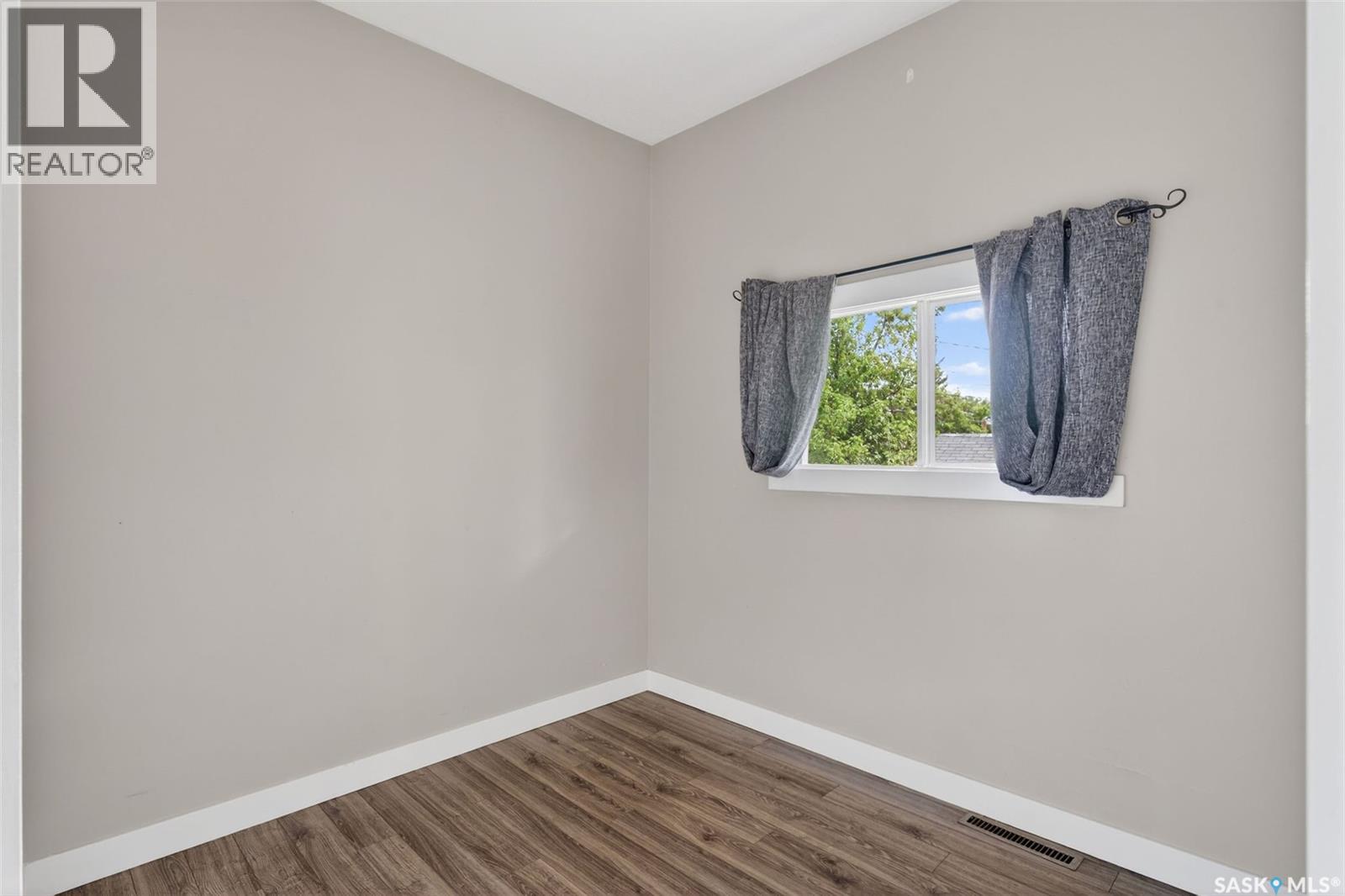 2330 Central Avenue, Prince Albert, Saskatchewan  S6V 4X5 - Photo 18 - SK037840
