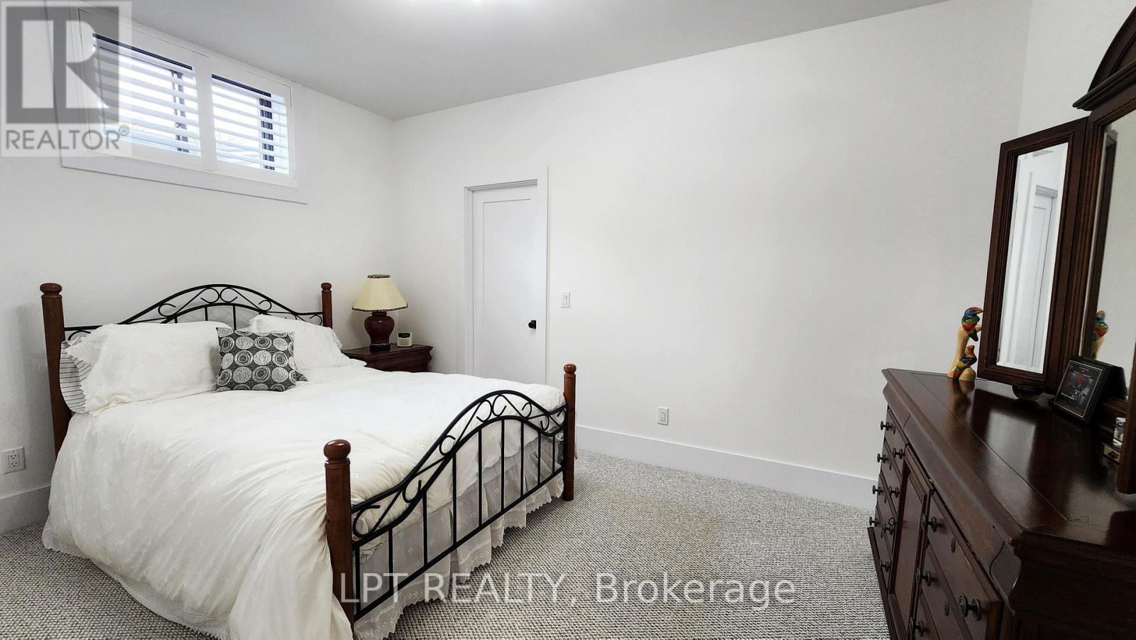15 Byers Street, Springwater, Ontario  L9X 2A3 - Photo 37 - S12983638