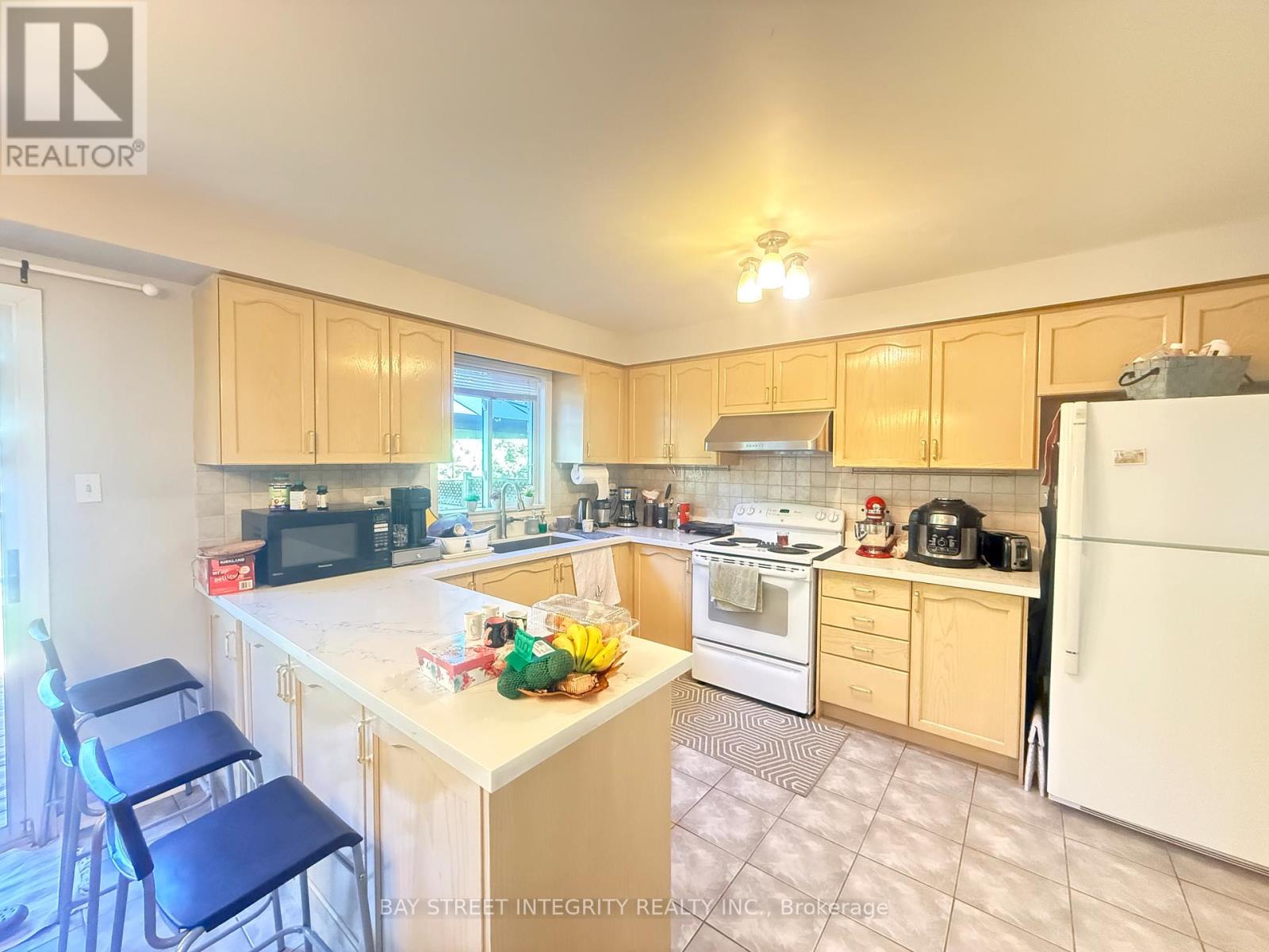 2087 Golden Orchard Trail, Oakville, Ontario  L6M 3W8 - Photo 10 - W13174484