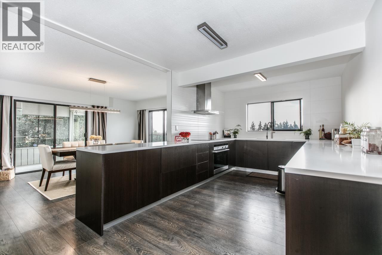 5240 Malaspina Place, North Vancouver, British Columbia  V7R 4M1 - Photo 7 - R3130671