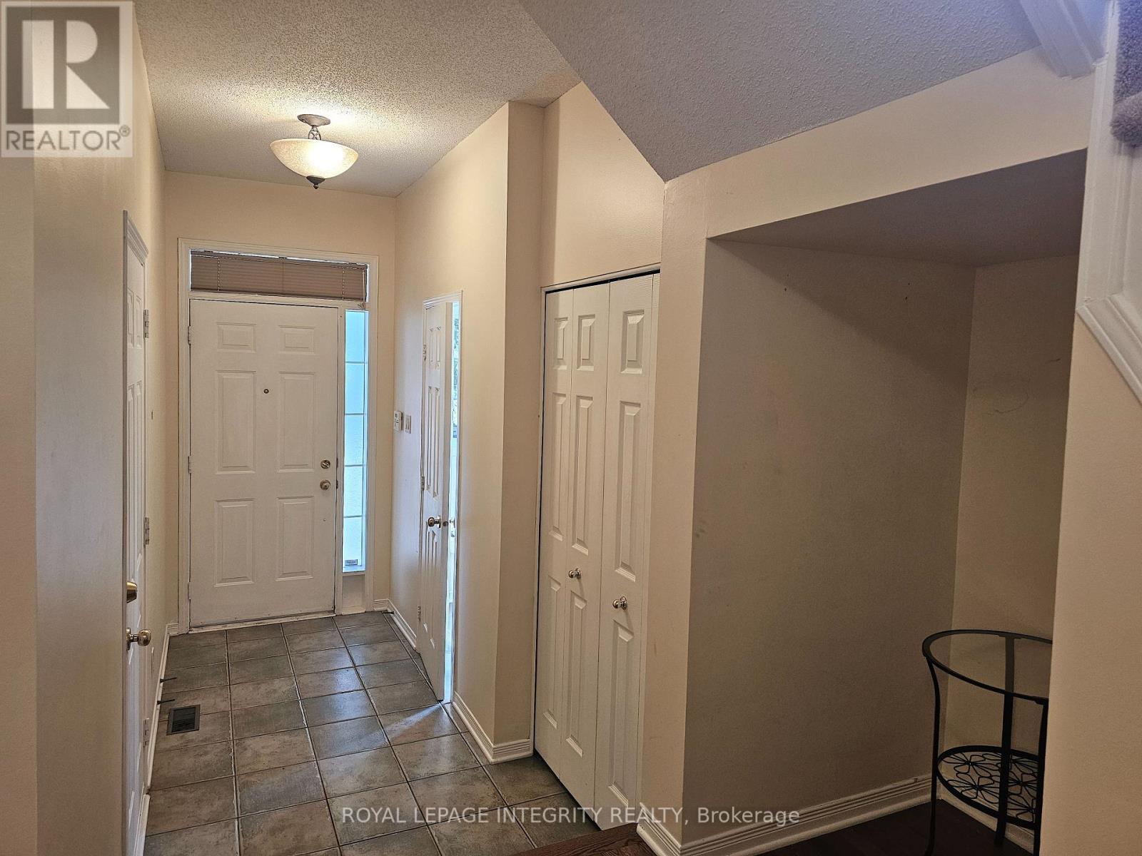 2 - 211 Station Boulevard, Ottawa, Ontario  K1G 6P1 - Photo 2 - X13225858