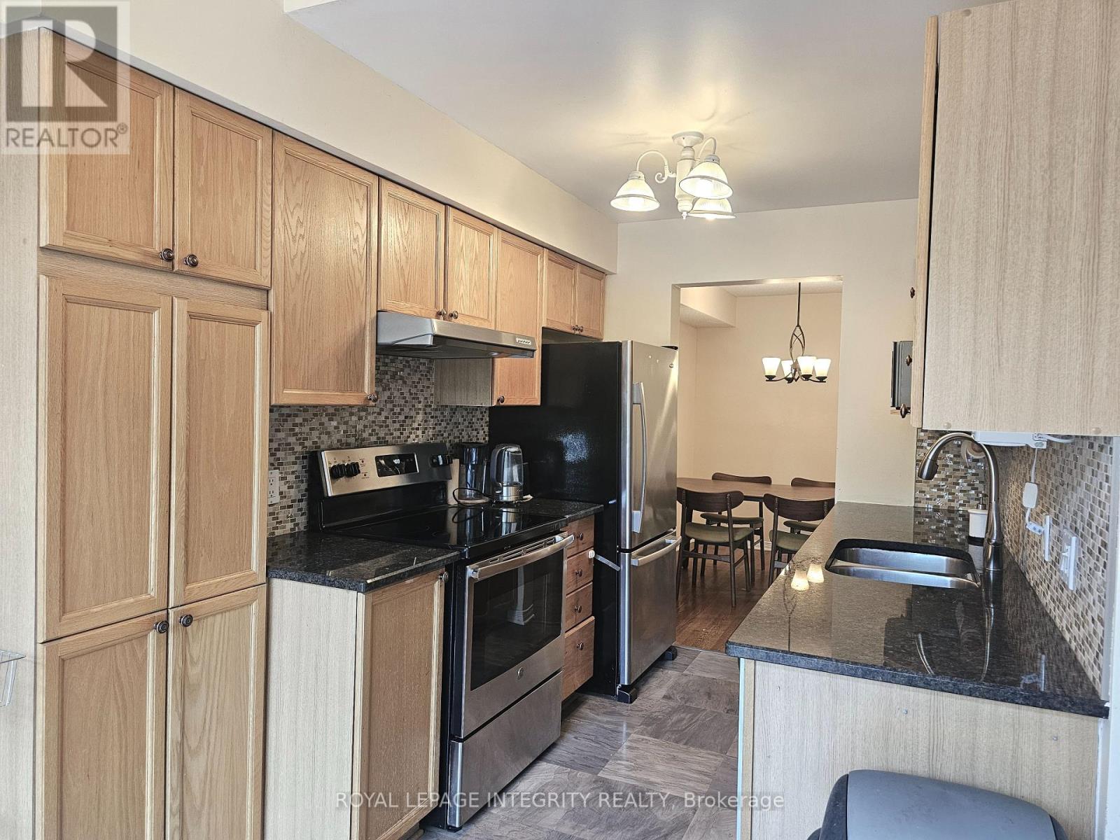 2 - 211 Station Boulevard, Ottawa, Ontario  K1G 6P1 - Photo 4 - X13225858