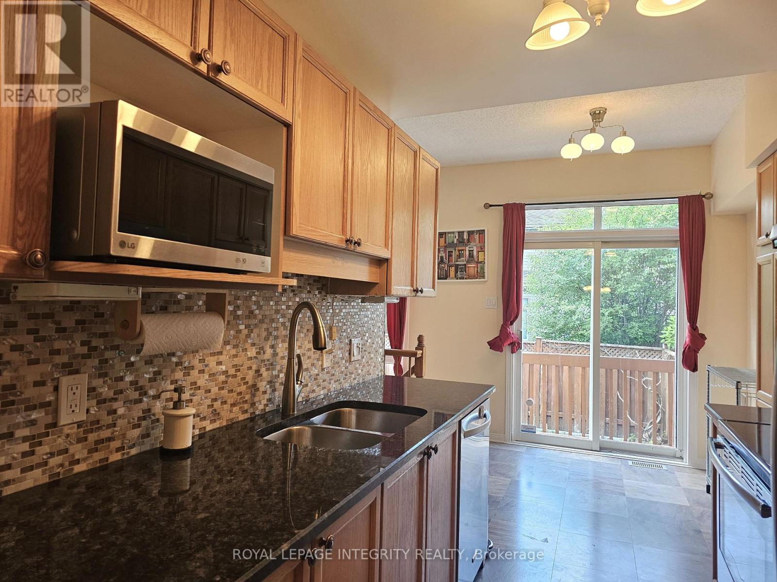 2 - 211 Station Boulevard, Ottawa, Ontario  K1G 6P1 - Photo 6 - X13225858