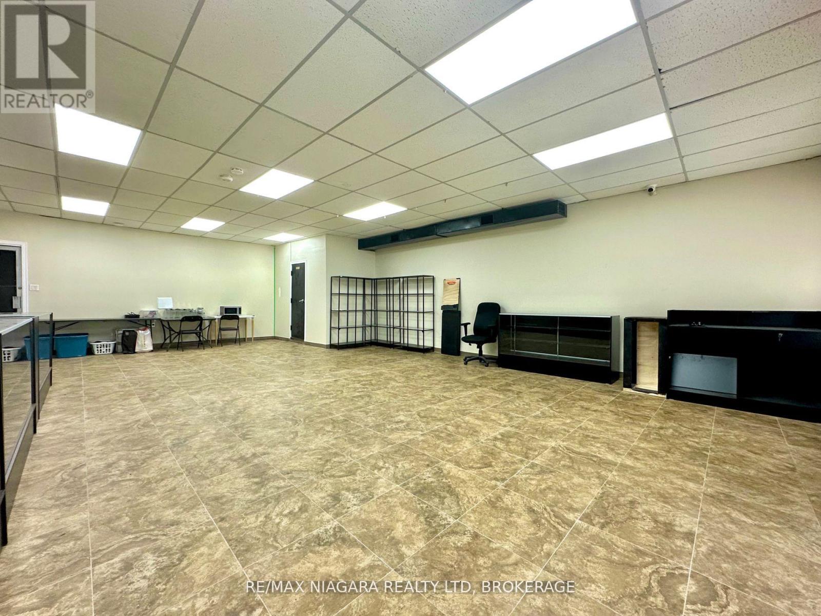 6015 Main Street, Niagara Falls, Ontario  L2G 5Z7 - Photo 12 - X13225840
