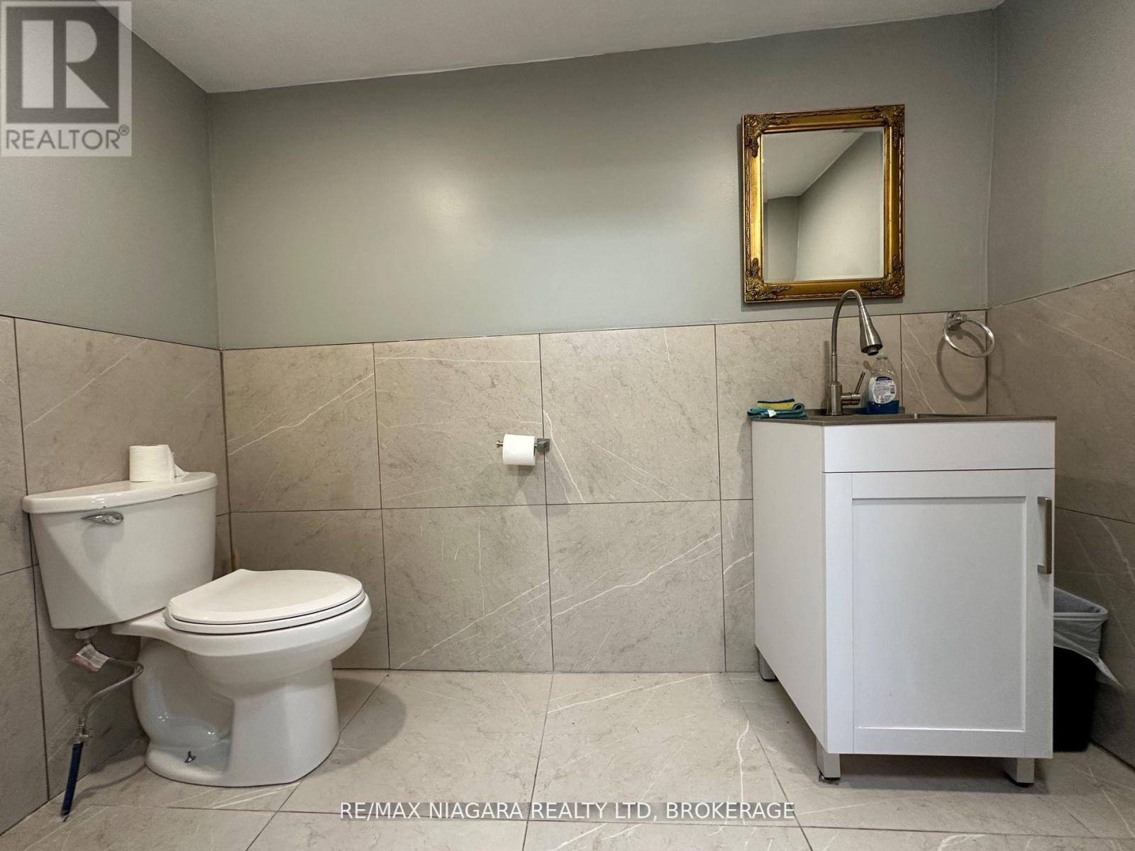 6015 Main Street, Niagara Falls, Ontario  L2G 5Z7 - Photo 8 - X13225840