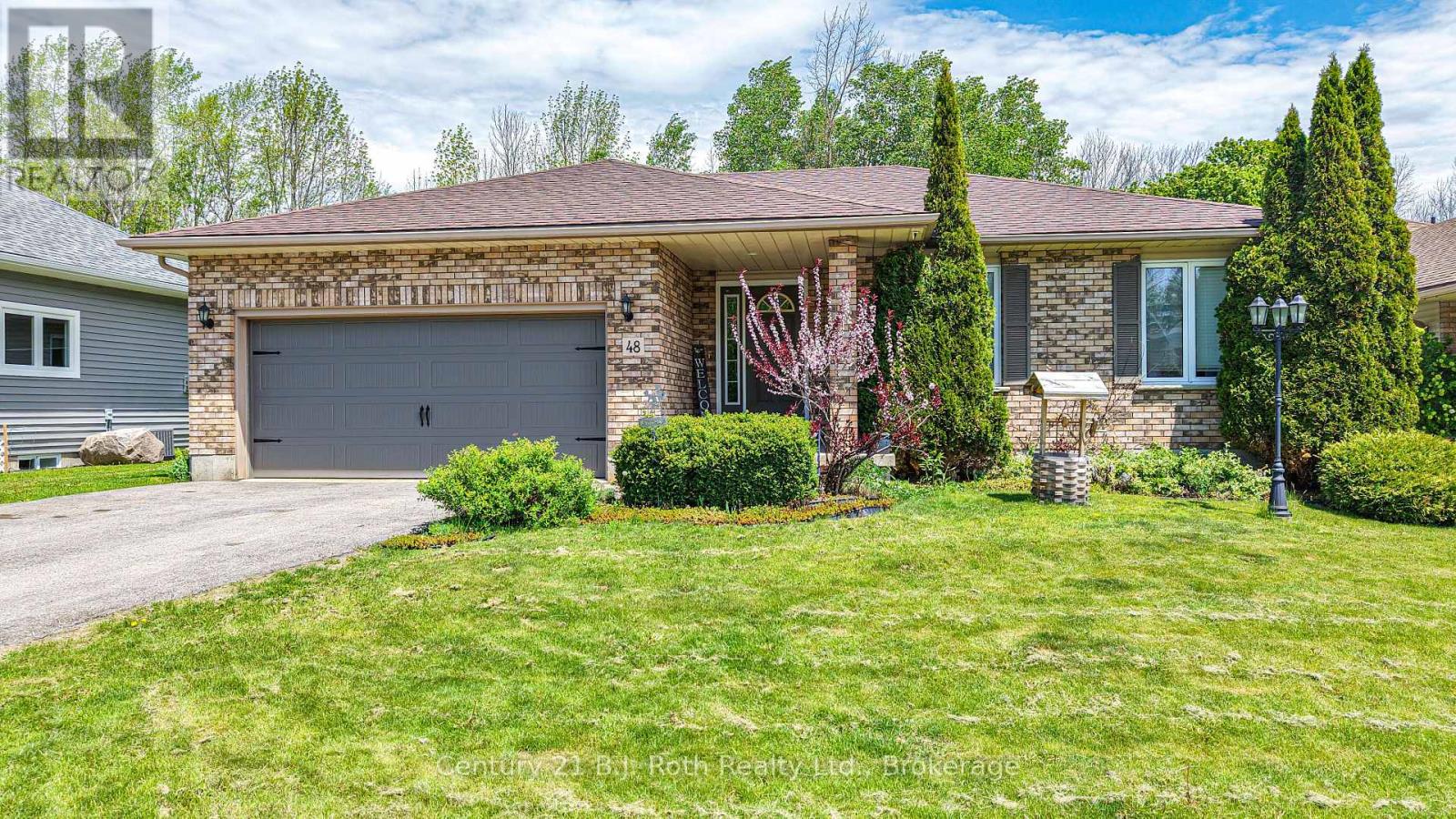 48 BRICK POND ROAD, Severn, Ontario