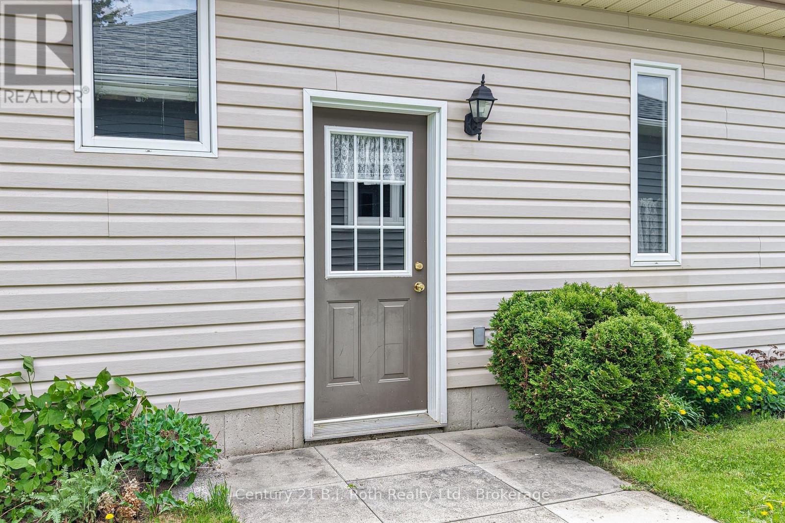 48 Brick Pond Road, Severn (Coldwater), Ontario  L0K 1E0 - Photo 17 - S13225818
