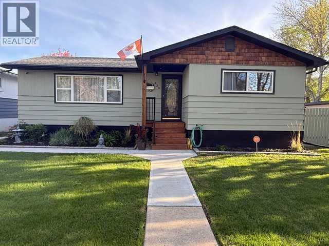430 3 Avenue E, Drumheller, Alberta  T0J 0Y4 - Photo 1 - A2314232