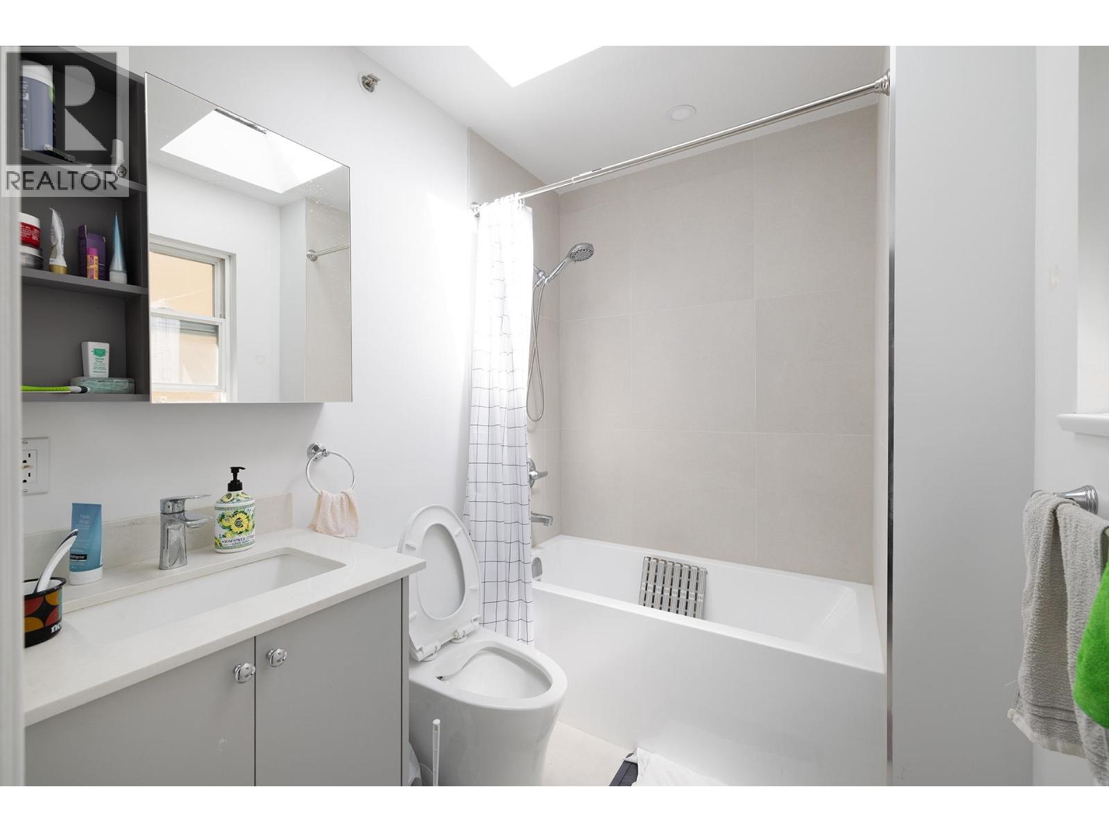 2613 Parker Street, Vancouver, British Columbia  V5K 2T5 - Photo 14 - R3130417