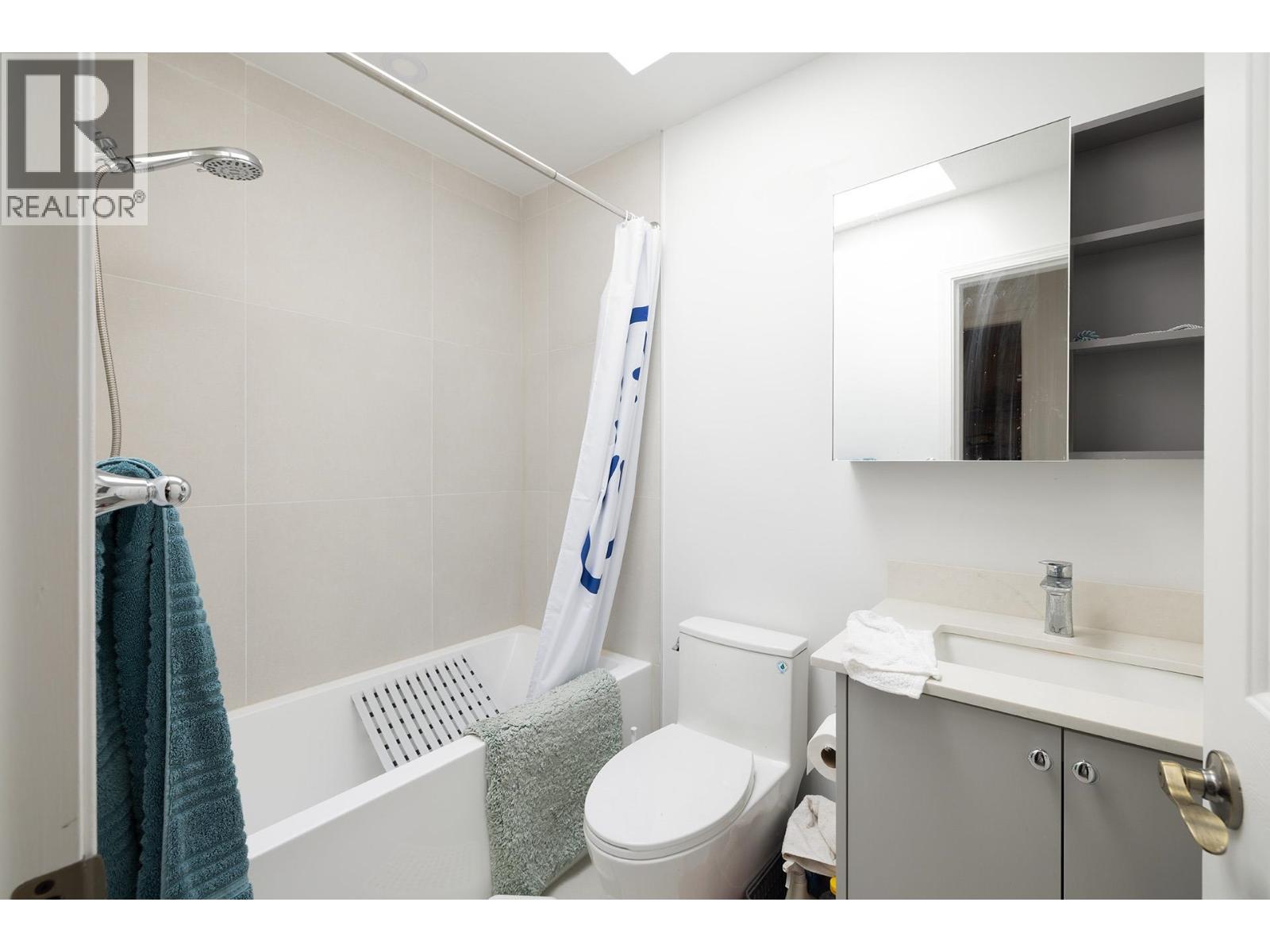 2613 Parker Street, Vancouver, British Columbia  V5K 2T5 - Photo 12 - R3130417