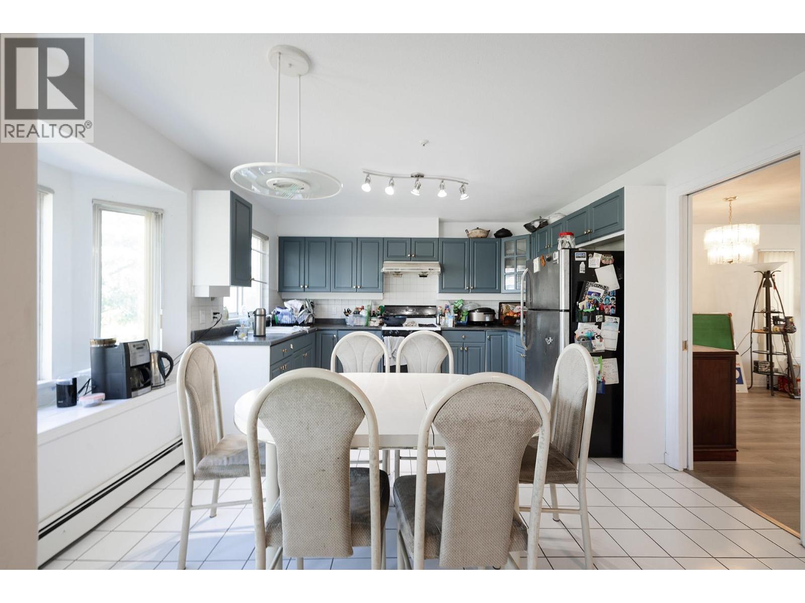 2613 Parker Street, Vancouver, British Columbia  V5K 2T5 - Photo 3 - R3130417