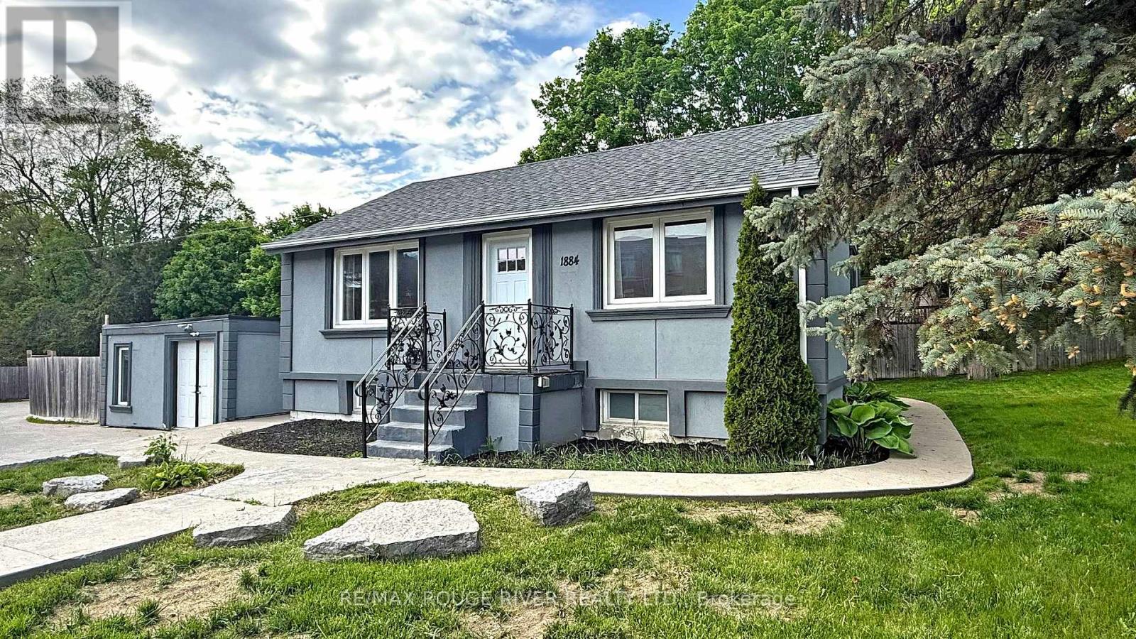 1884 Liverpool Road, Pickering, Ontario  L1V 1W5 - Photo 2 - E13225776