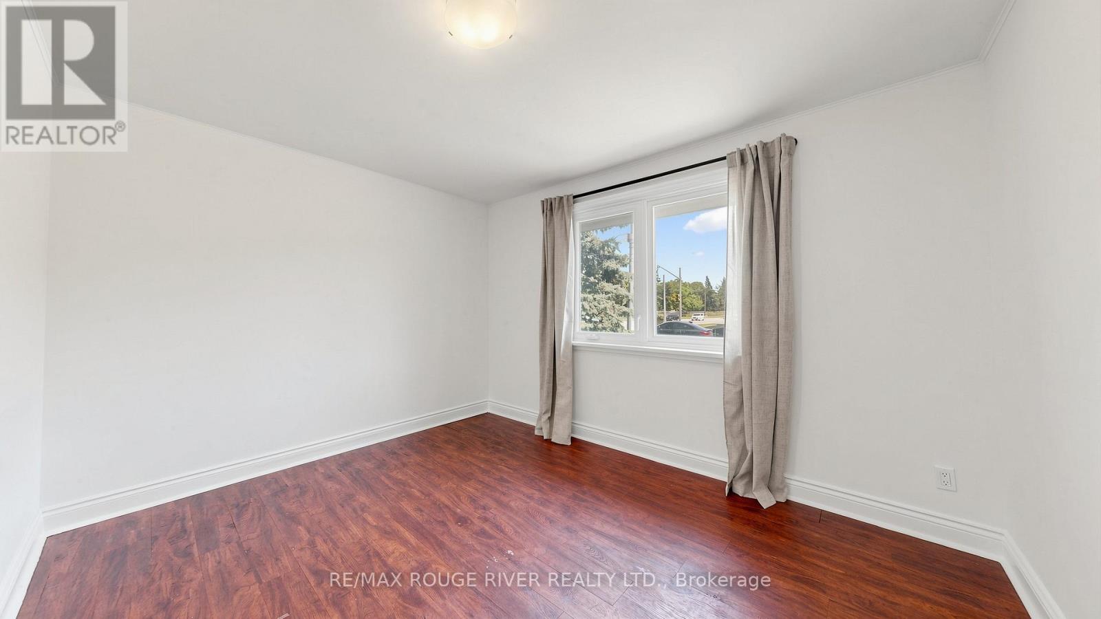 1884 Liverpool Road, Pickering, Ontario  L1V 1W5 - Photo 22 - E13225776