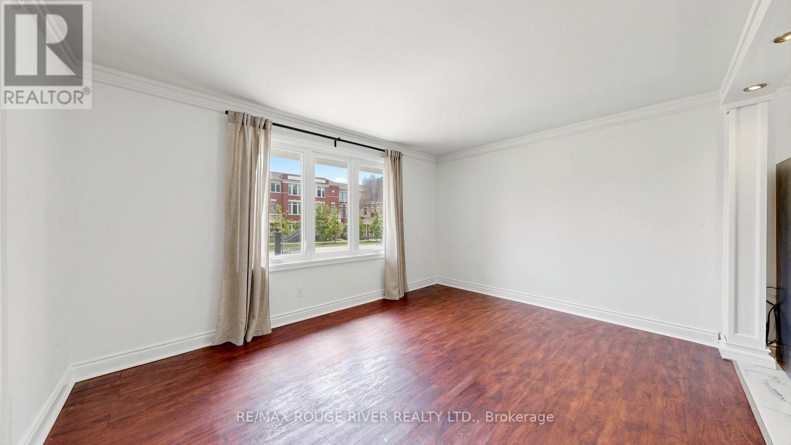 1884 Liverpool Road, Pickering, Ontario  L1V 1W5 - Photo 5 - E13225776