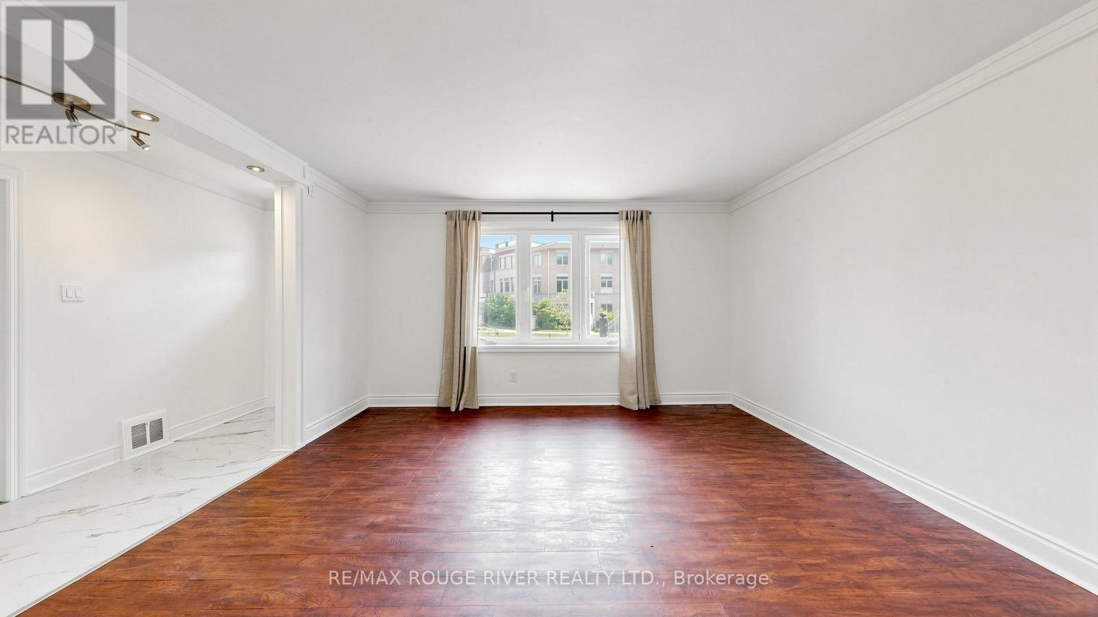 1884 Liverpool Road, Pickering, Ontario  L1V 1W5 - Photo 6 - E13225776