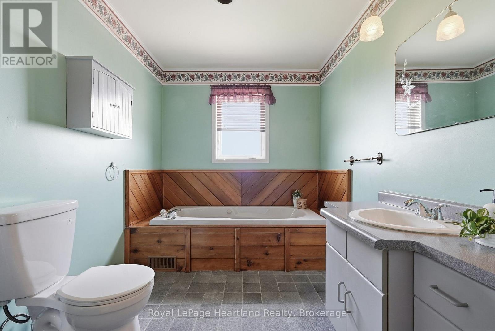 580 Maple Avenue N, North Perth, Ontario  N4W 3G5 - Photo 24 - X13225790