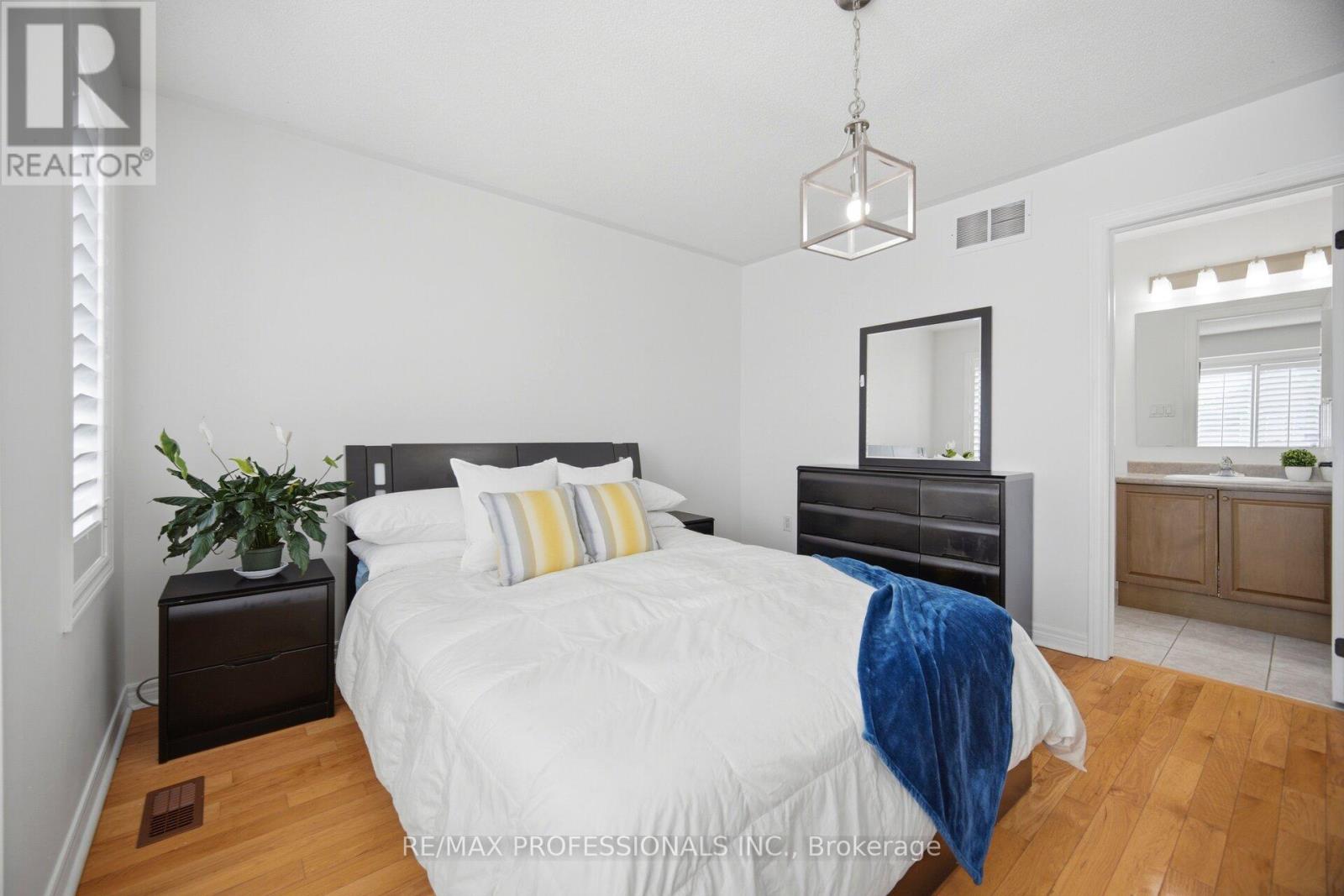 3863 Passway Road, Mississauga, Ontario  L5N 8N9 - Photo 28 - W13225472