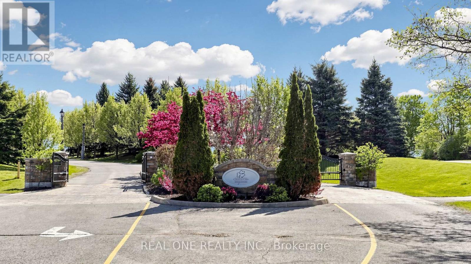 15 - 58 EMERALD HTS DRIVE W, Whitchurch-Stouffville, Ontario