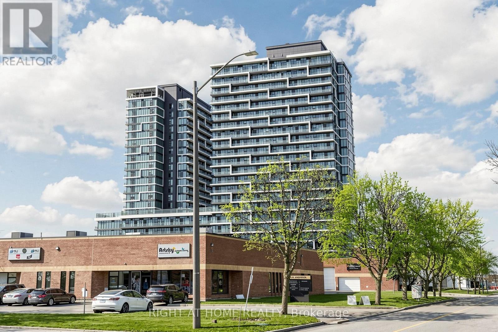 B-2207 - 9751 Markham Road, Markham, Ontario  L6E 0H8 - Photo 3 - N13225822