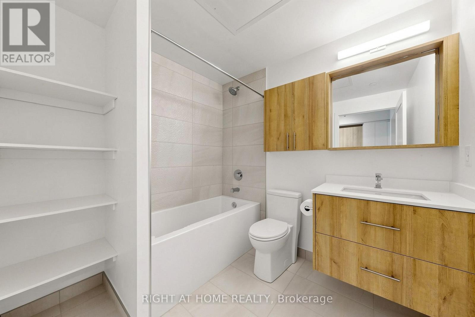 B-2207 - 9751 Markham Road, Markham, Ontario  L6E 0H8 - Photo 34 - N13225822