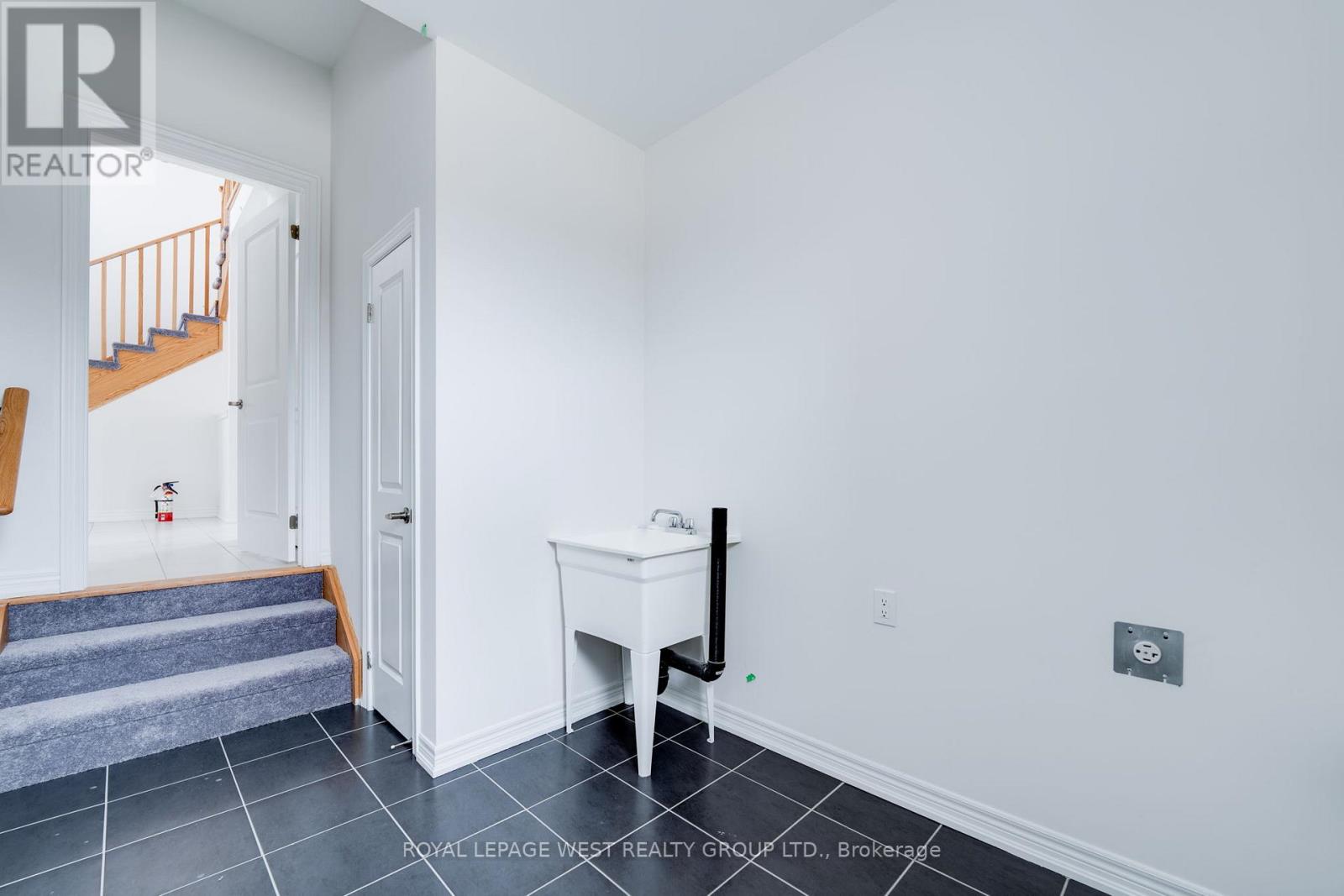 3 Turley Way, Essa, Ontario  L3W 0L8 - Photo 17 - N13225832