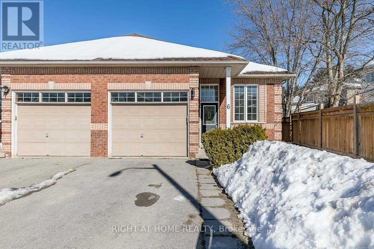 6 PETER STREET, Barrie, Ontario