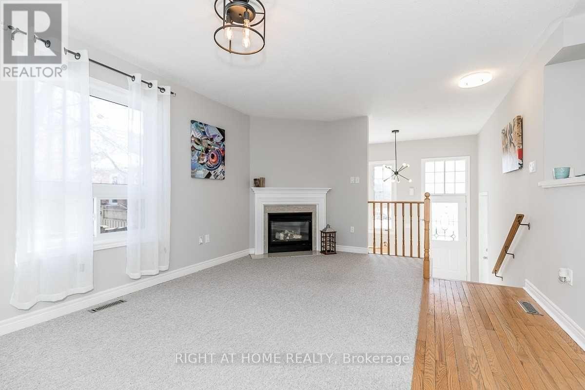 6 Peter Street, Barrie, Ontario  L4N 5R2 - Photo 11 - S13225824