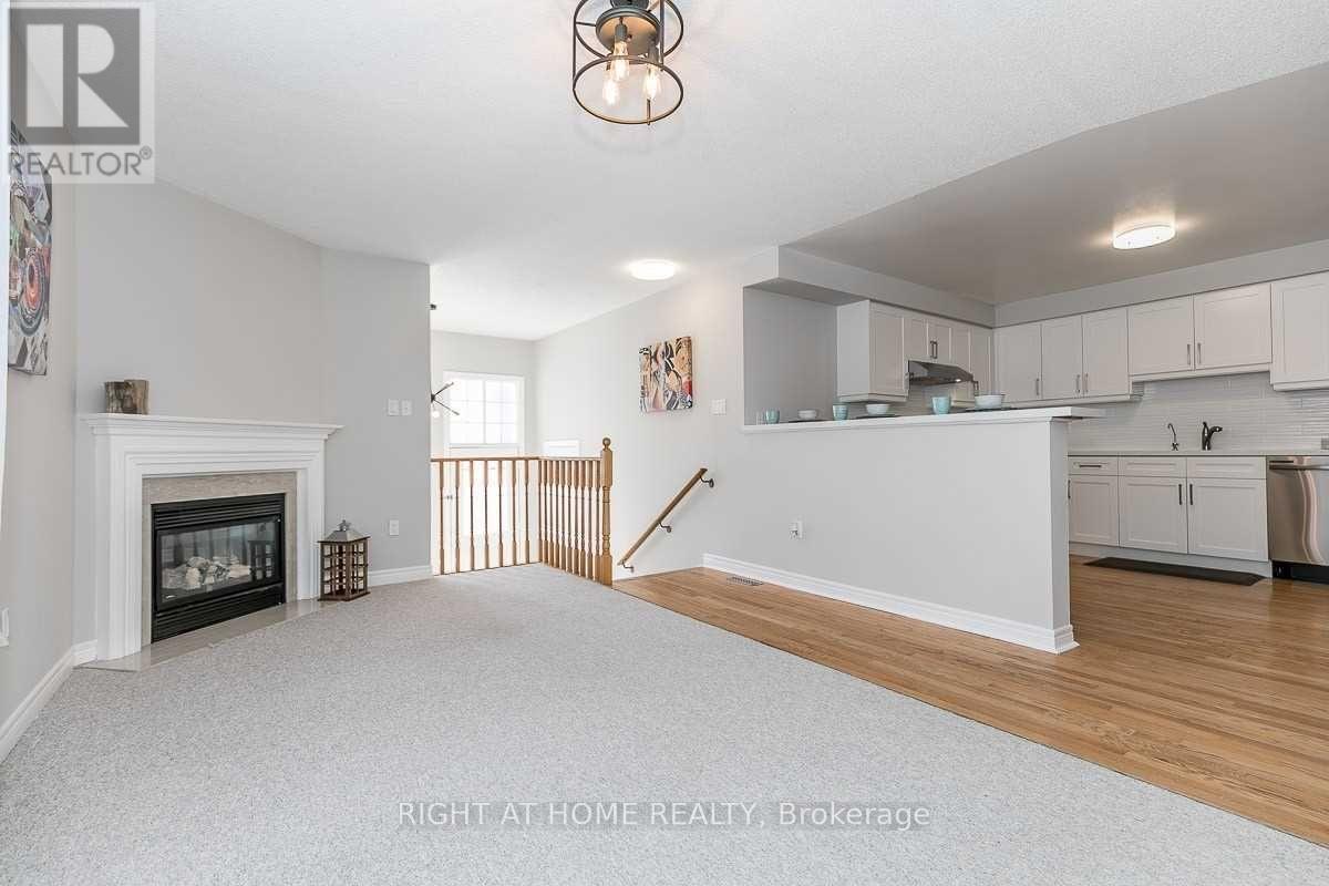 6 Peter Street, Barrie, Ontario  L4N 5R2 - Photo 12 - S13225824