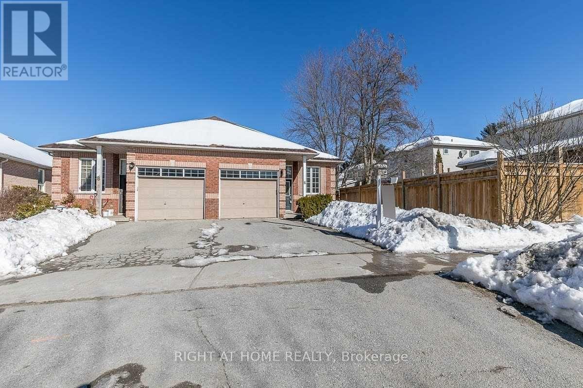 6 Peter Street, Barrie, Ontario  L4N 5R2 - Photo 2 - S13225824