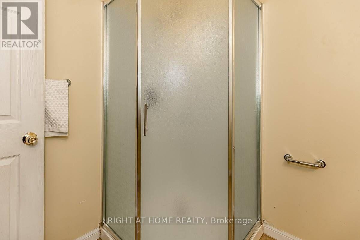 6 Peter Street, Barrie, Ontario  L4N 5R2 - Photo 37 - S13225824