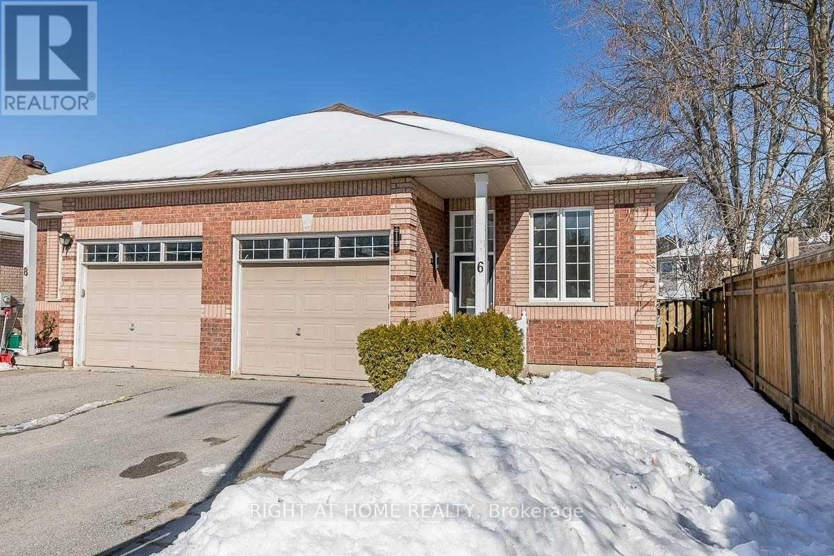 6 Peter Street, Barrie, Ontario  L4N 5R2 - Photo 5 - S13225824