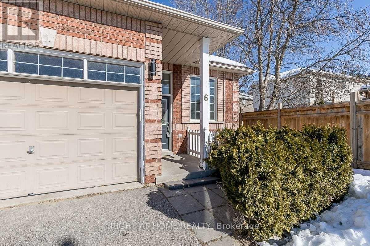 6 Peter Street, Barrie, Ontario  L4N 5R2 - Photo 6 - S13225824