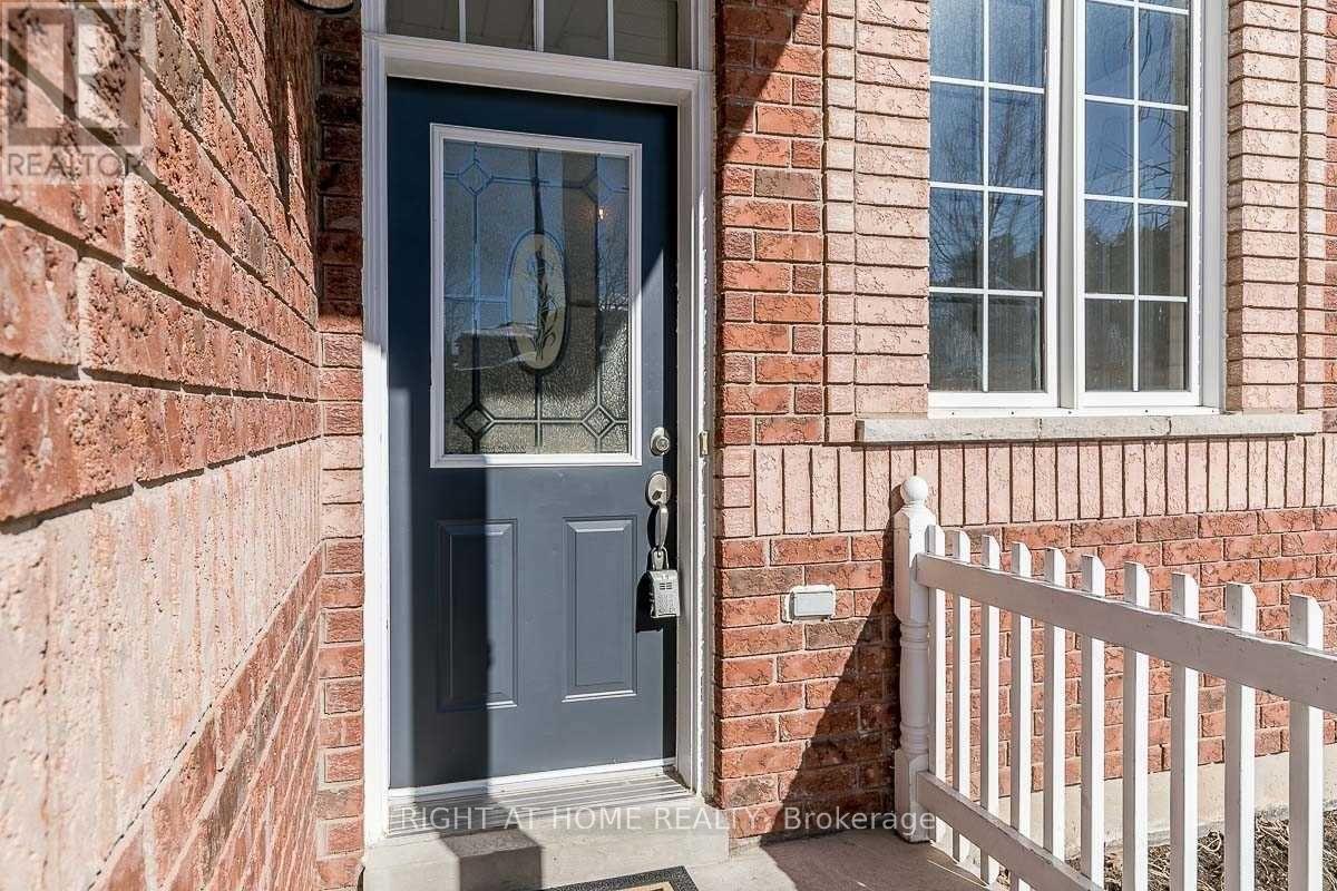 6 Peter Street, Barrie, Ontario  L4N 5R2 - Photo 7 - S13225824