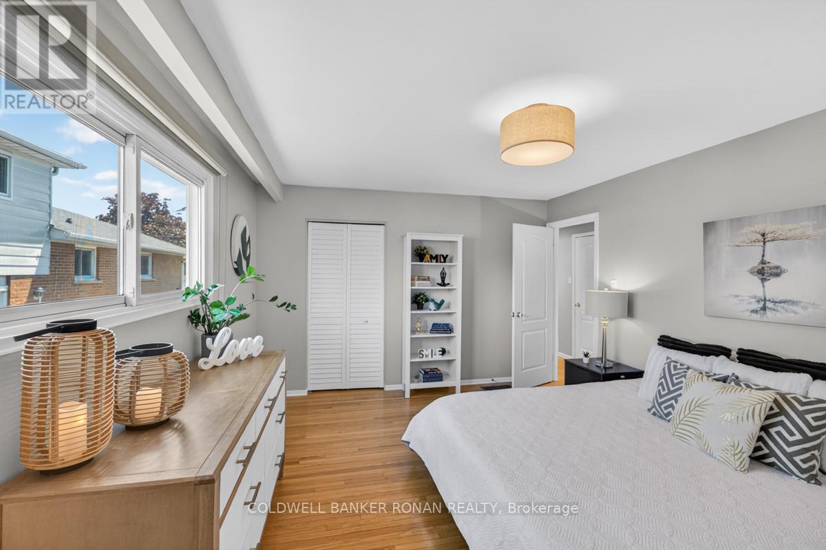 319 Thrace Avenue, Mississauga, Ontario  L5B 2B2 - Photo 20 - W13225778