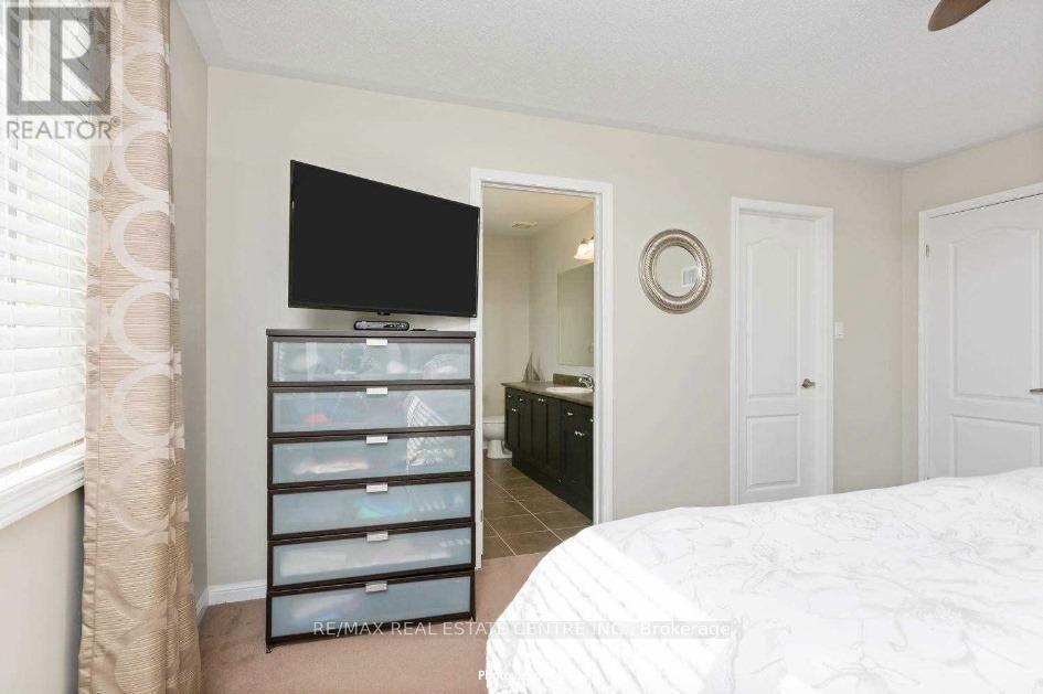 904 Zelinsky Crescent, Milton, Ontario  L9T 0L5 - Photo 15 - W13225810