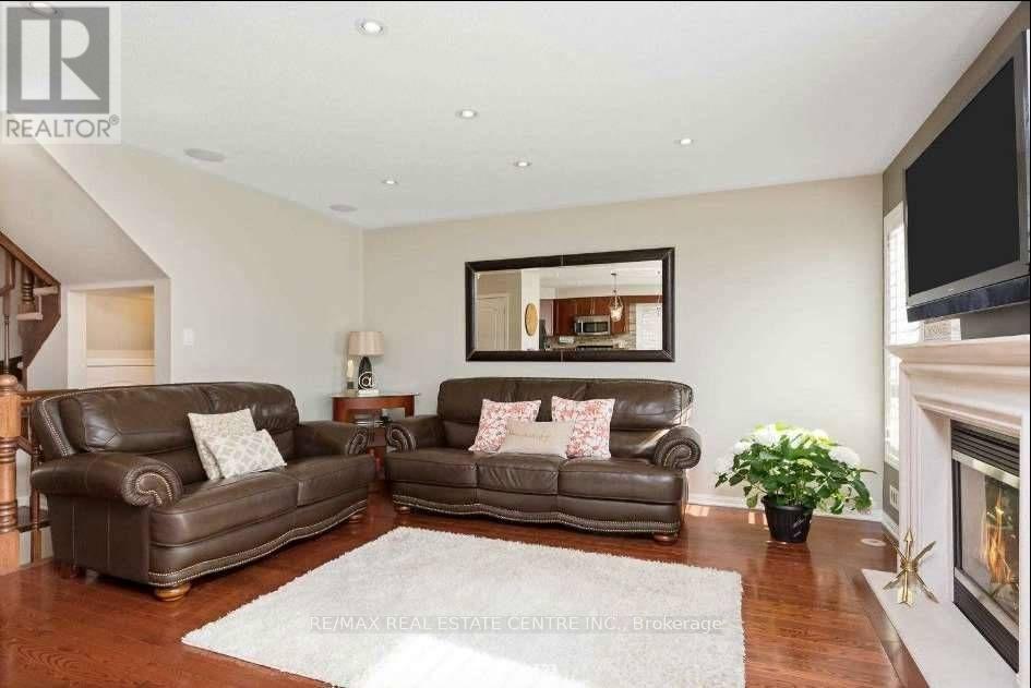 904 Zelinsky Crescent, Milton, Ontario  L9T 0L5 - Photo 7 - W13225810