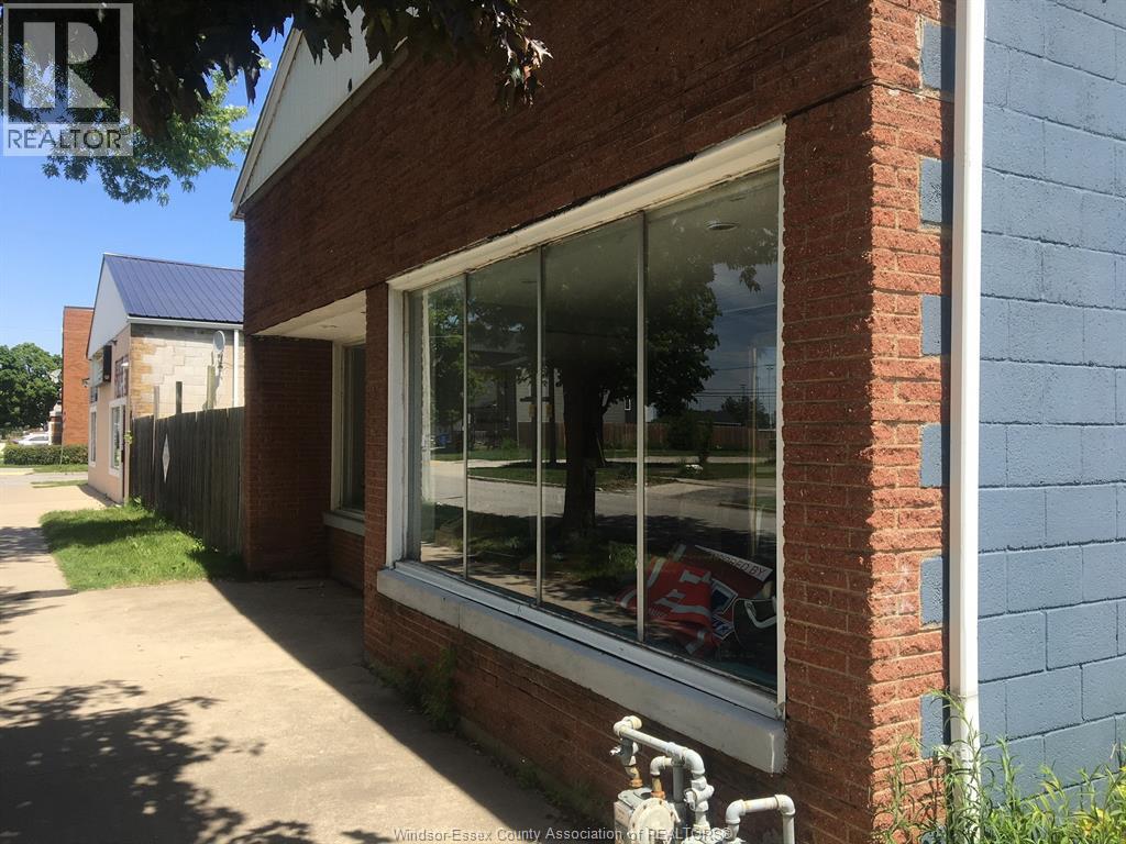 1126 California Avenue, Windsor, Ontario  N9B 2Z9 - Photo 3 - 26007314