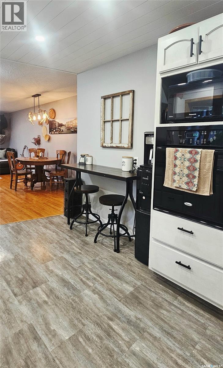 1406 Ashley Drive, Swift Current, Saskatchewan  S9H 1N5 - Photo 7 - SK037681