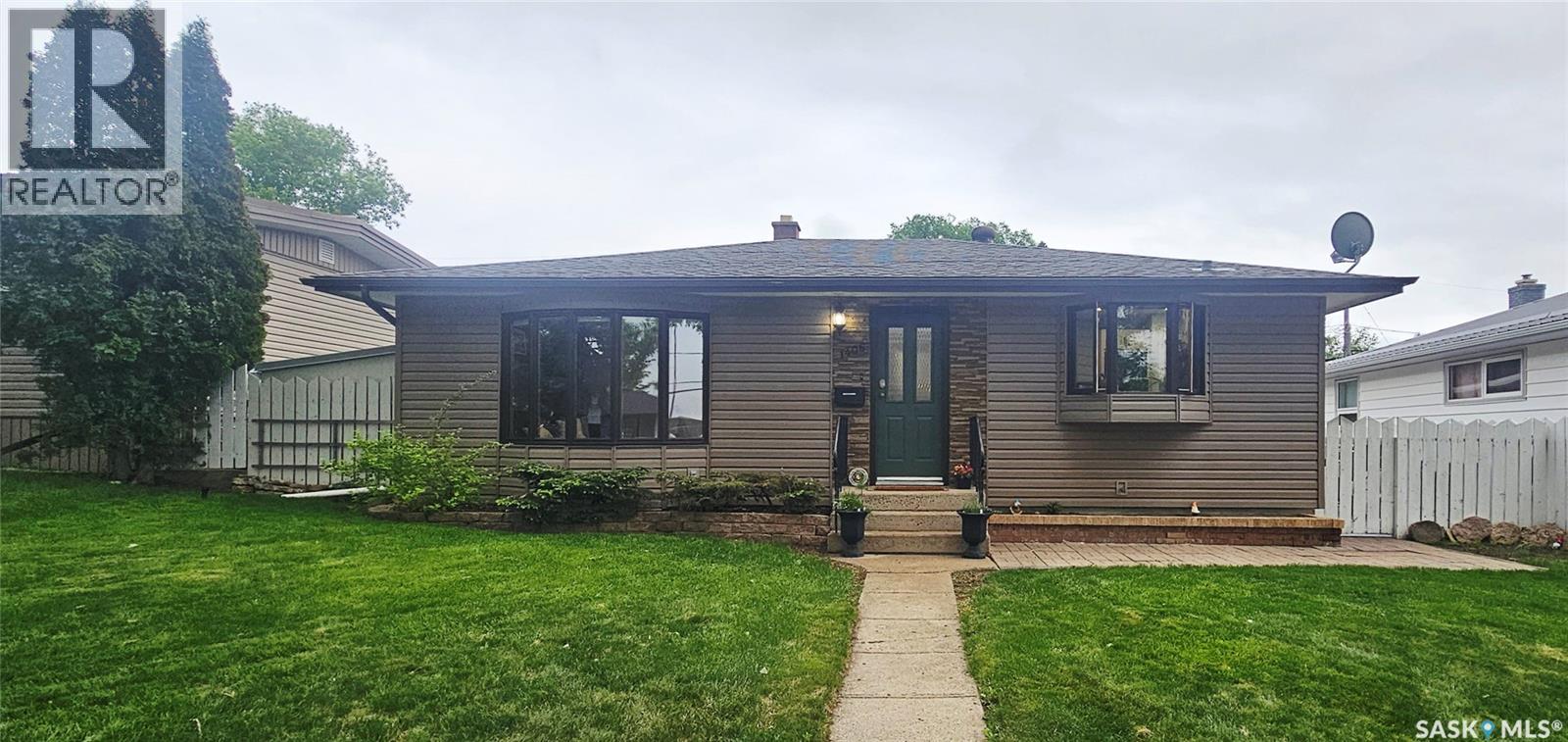 1406 Ashley DRIVE, Swift Current, Saskatchewan